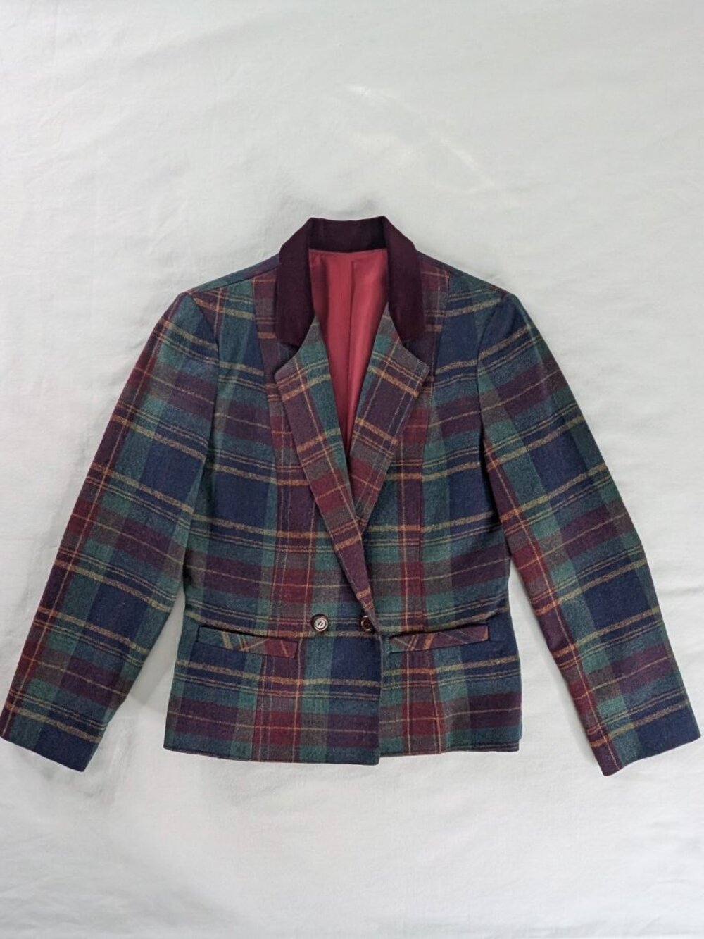VTG Maroon Green Plaid Wool Button Front Velvet Collar 70s Blazer Dark Academia